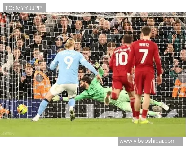 英超精彩对决那不勒斯3-0战胜利物浦绝杀瞬间点燃全场激情